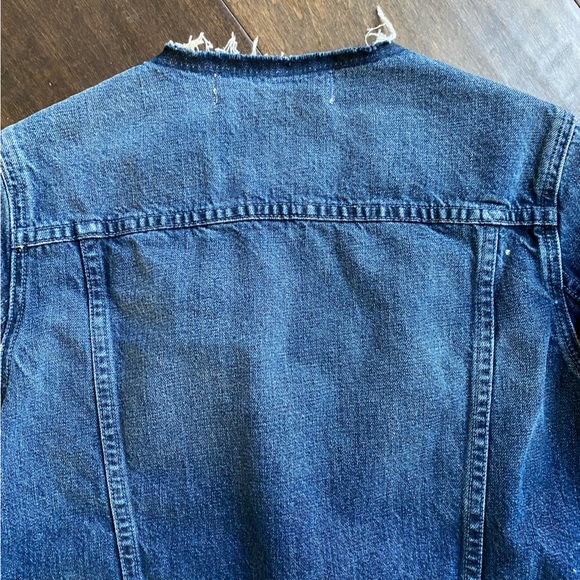 AMO Lola denim jacket NWT, Size XS, Med Blue Wash - Picture 12 of 16